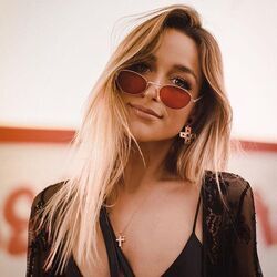 Oficialmente Chords by Belén Aguilera