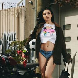Hello Goodbye Chords by Charli XCX