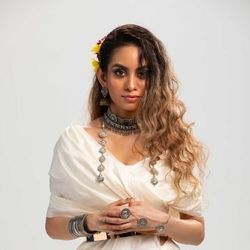 Enjoy Enjaami by Dhee Feat Arivu