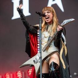 Pieces Chords by Halestorm