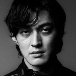 Pixelated Kisses Chords by Joji