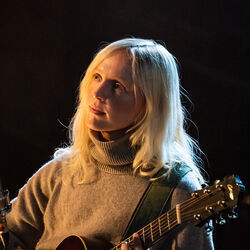 Looking Back Intro by Laura Marling