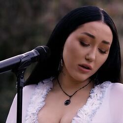 Don't Put It All On Me Chords by Noah Cyrus