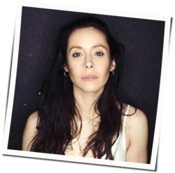 The Long Tall Grass Of Summer Chords by Nerina Pallot
